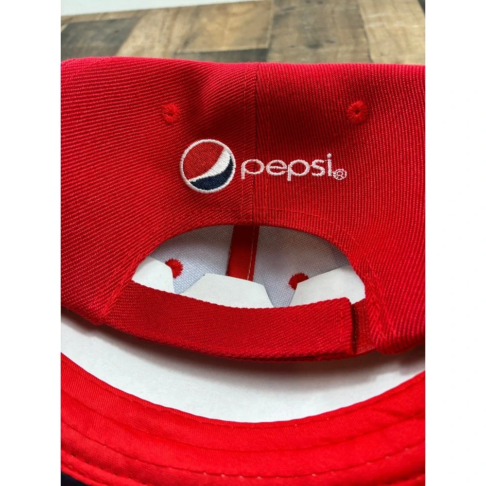APC Pepsi Chicago Cubs Bear Hat Mens OSFM Red White Blue Pre-owned Baseball Cap